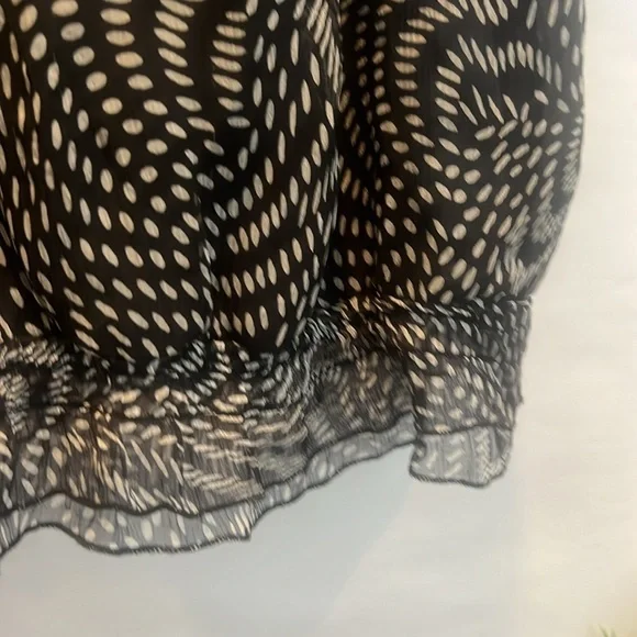 Marina Luna Modern Silk Top - Picture 5 of 6